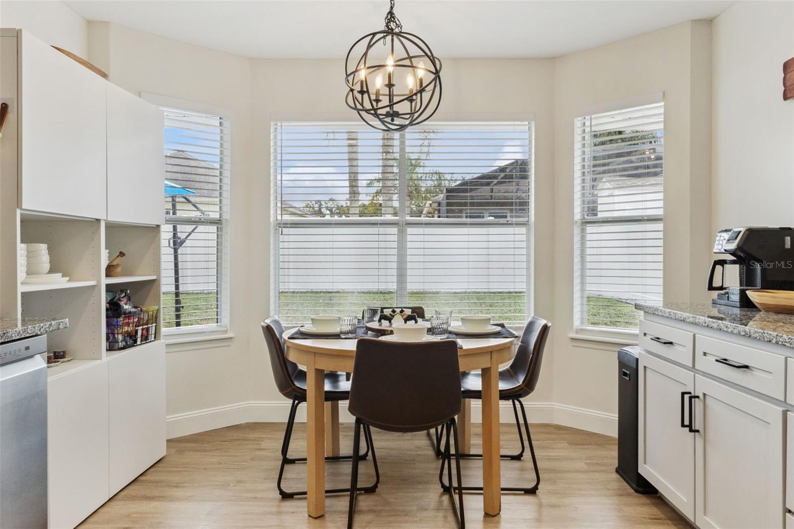 Image 8 of 22 For 1724 Dorset Drive