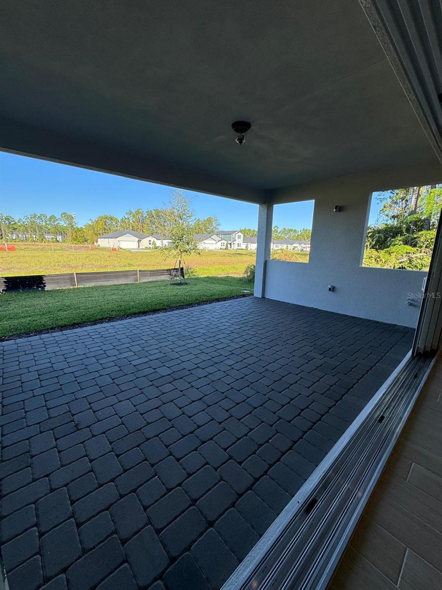 Image 14 of 21 For 1138 Cliffhaven Court