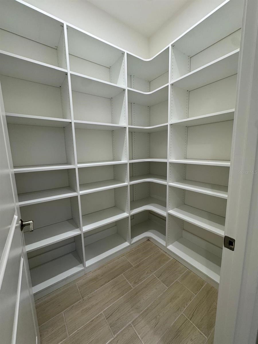 Image 15 of 21 For 1138 Cliffhaven Court