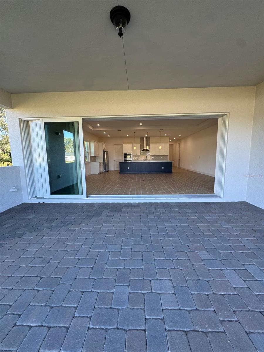 Image 19 of 21 For 1138 Cliffhaven Court