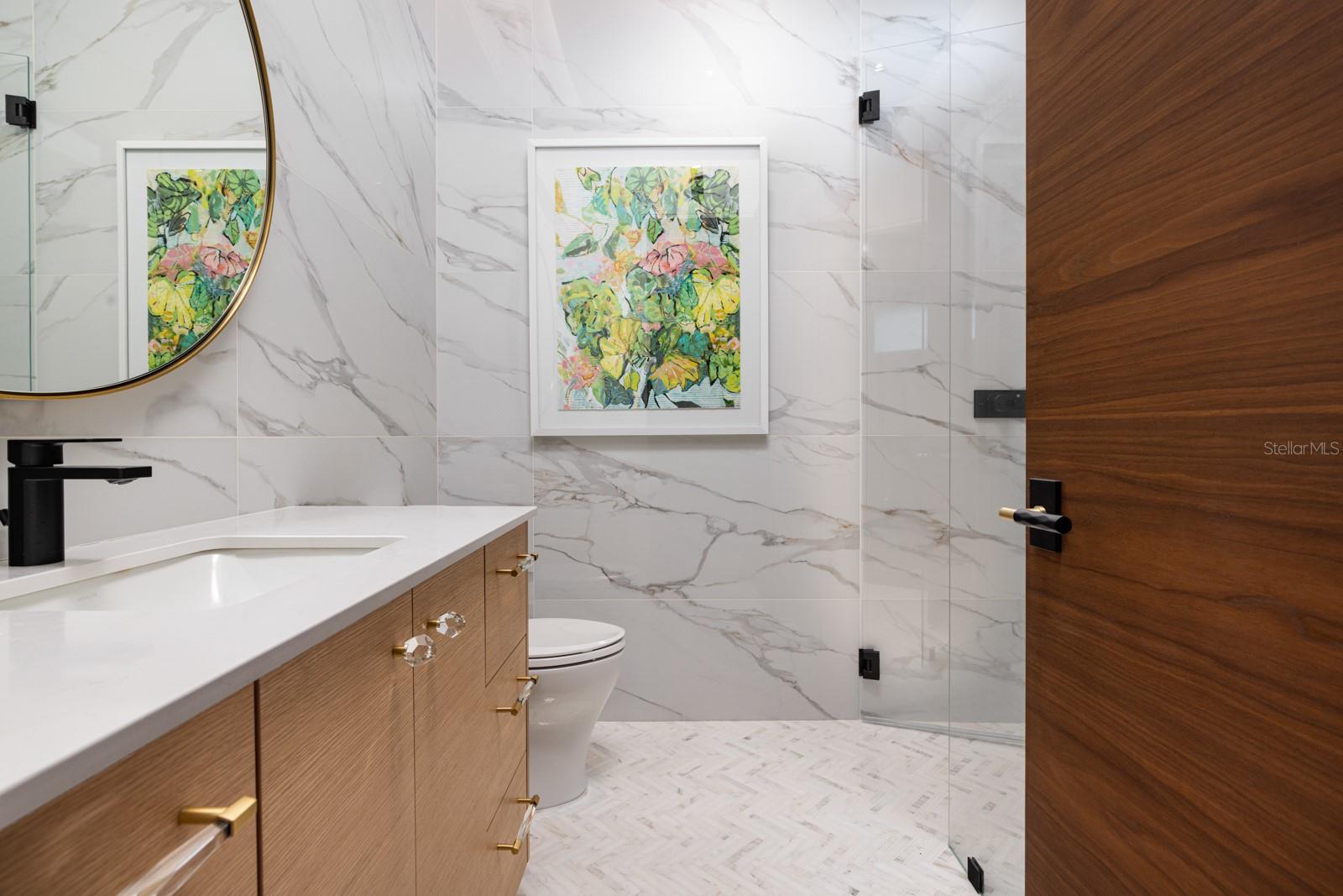 Image 28 of 43 For 1221 Richmond Road