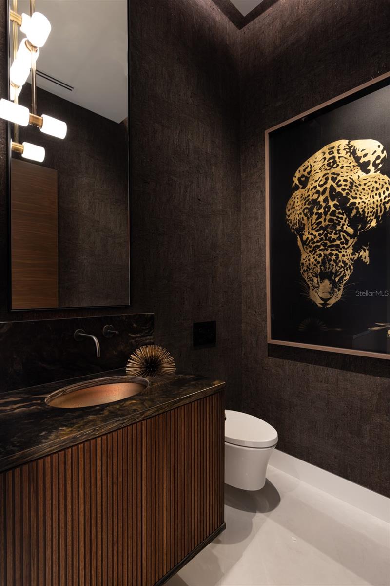 Image 33 of 43 For 1221 Richmond Road