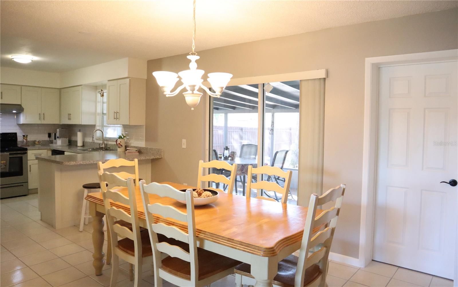 Image 14 of 32 For 3839 Janie Court