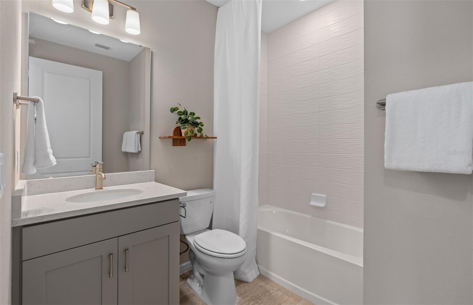 Image 23 of 24 For 3574 Bubbles Court