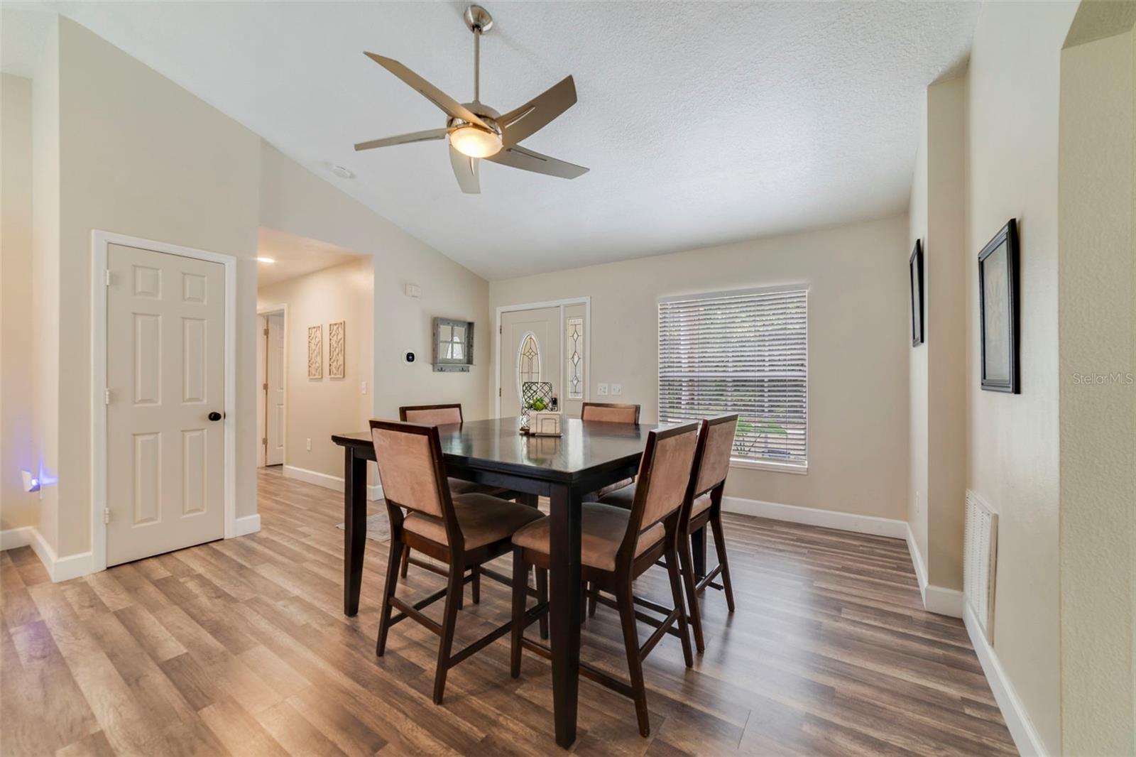 Image 3 of 17 For 40140 Palm Street