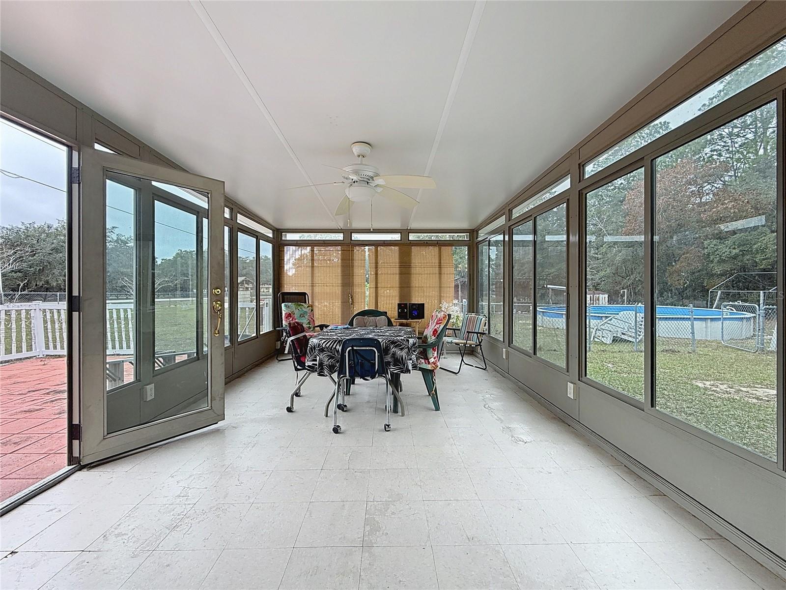 Image 24 of 41 For 4592 Gardenia Court