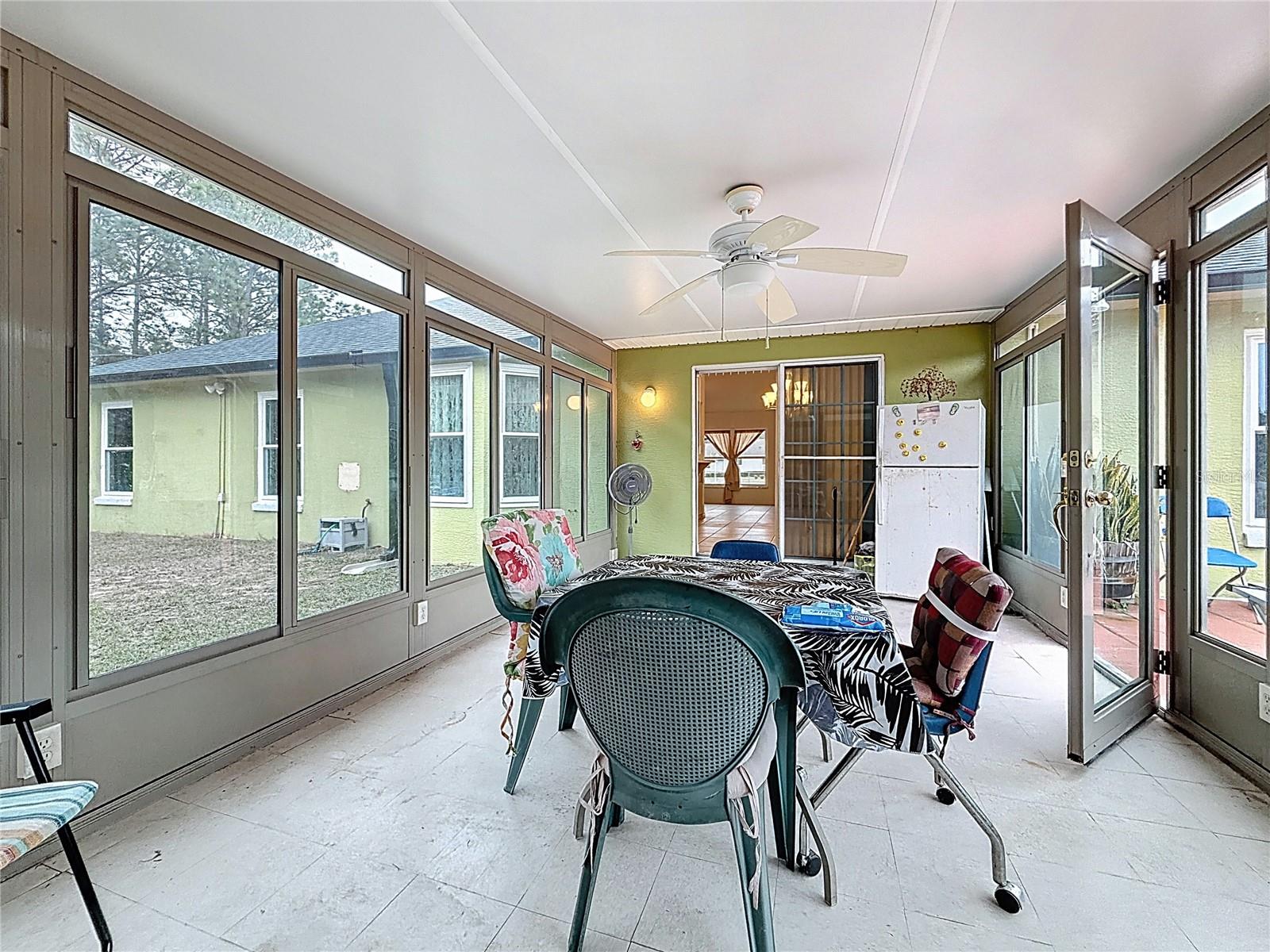 Image 25 of 41 For 4592 Gardenia Court