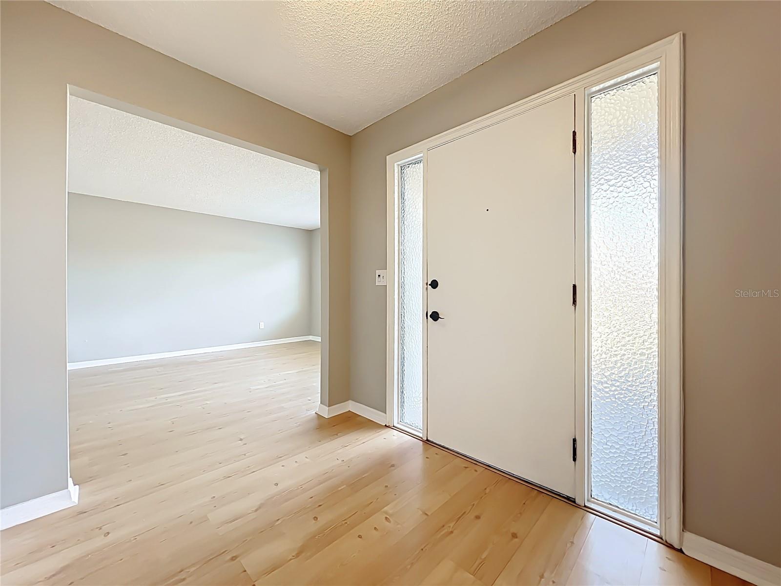 Image 15 of 56 For 211 Slade Drive