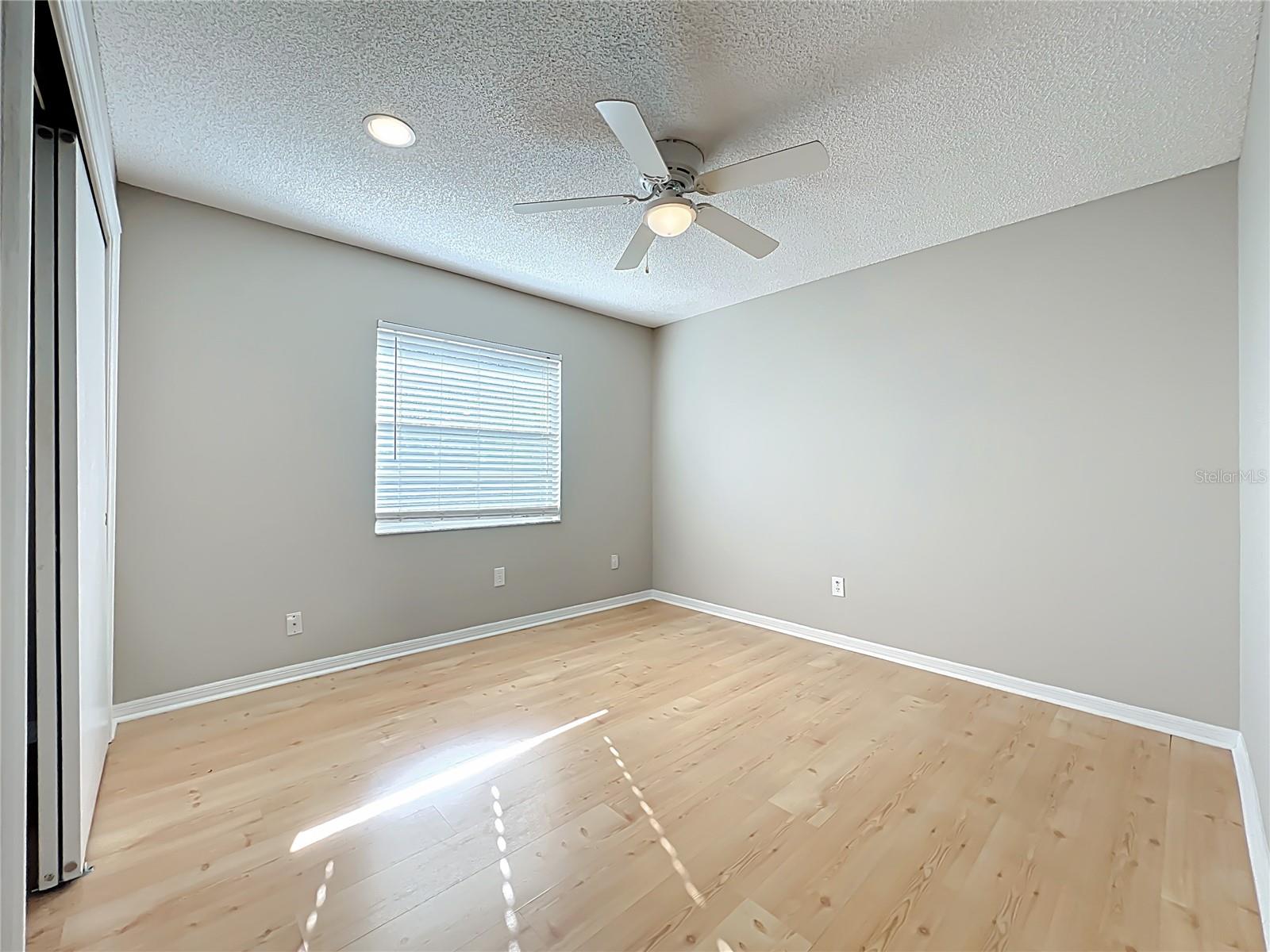 Image 39 of 56 For 211 Slade Drive