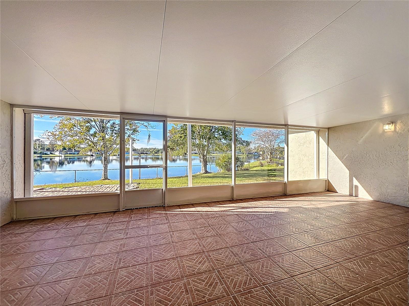 Image 43 of 56 For 211 Slade Drive