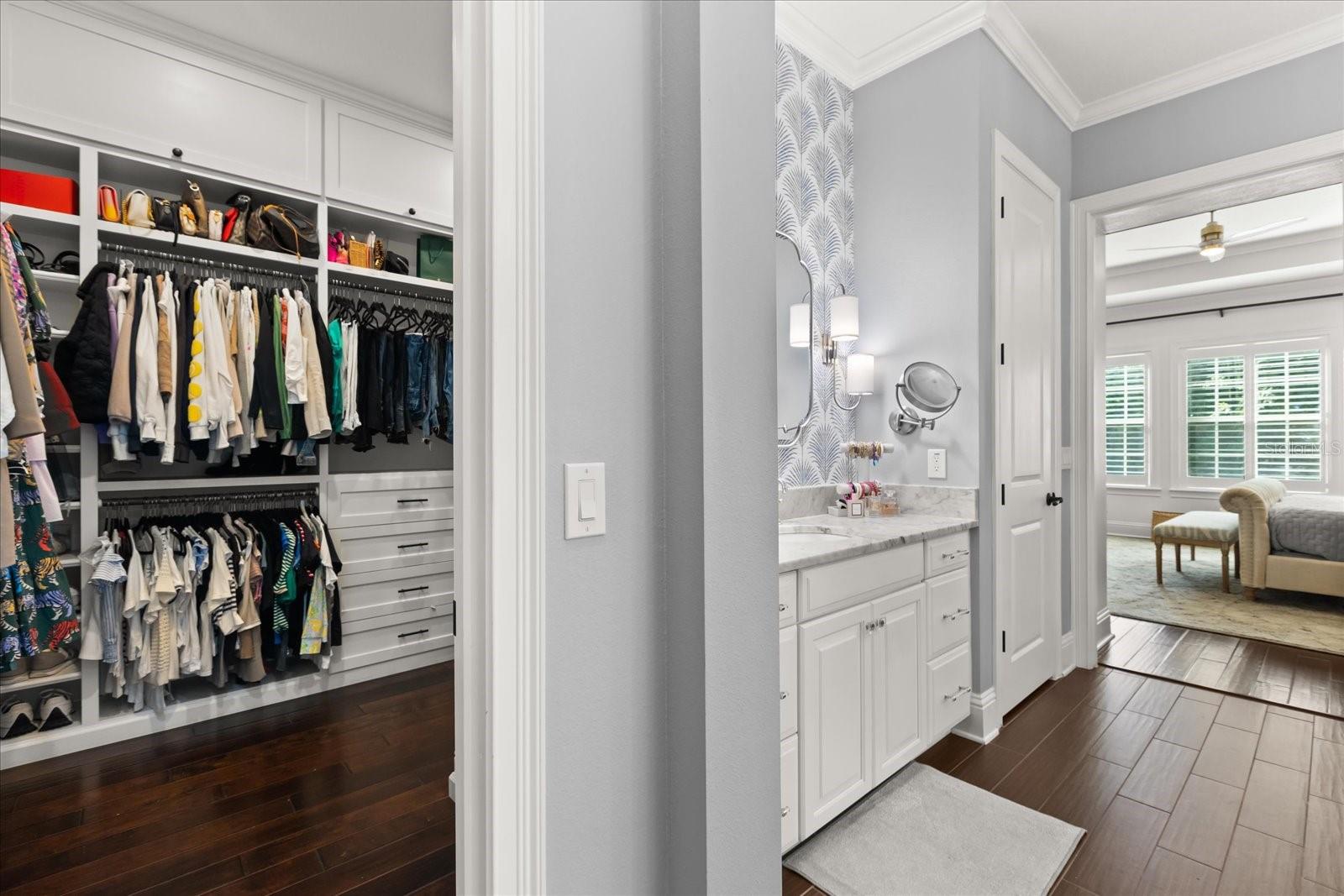 Image 22 of 53 For 2503 Versailles Avenue