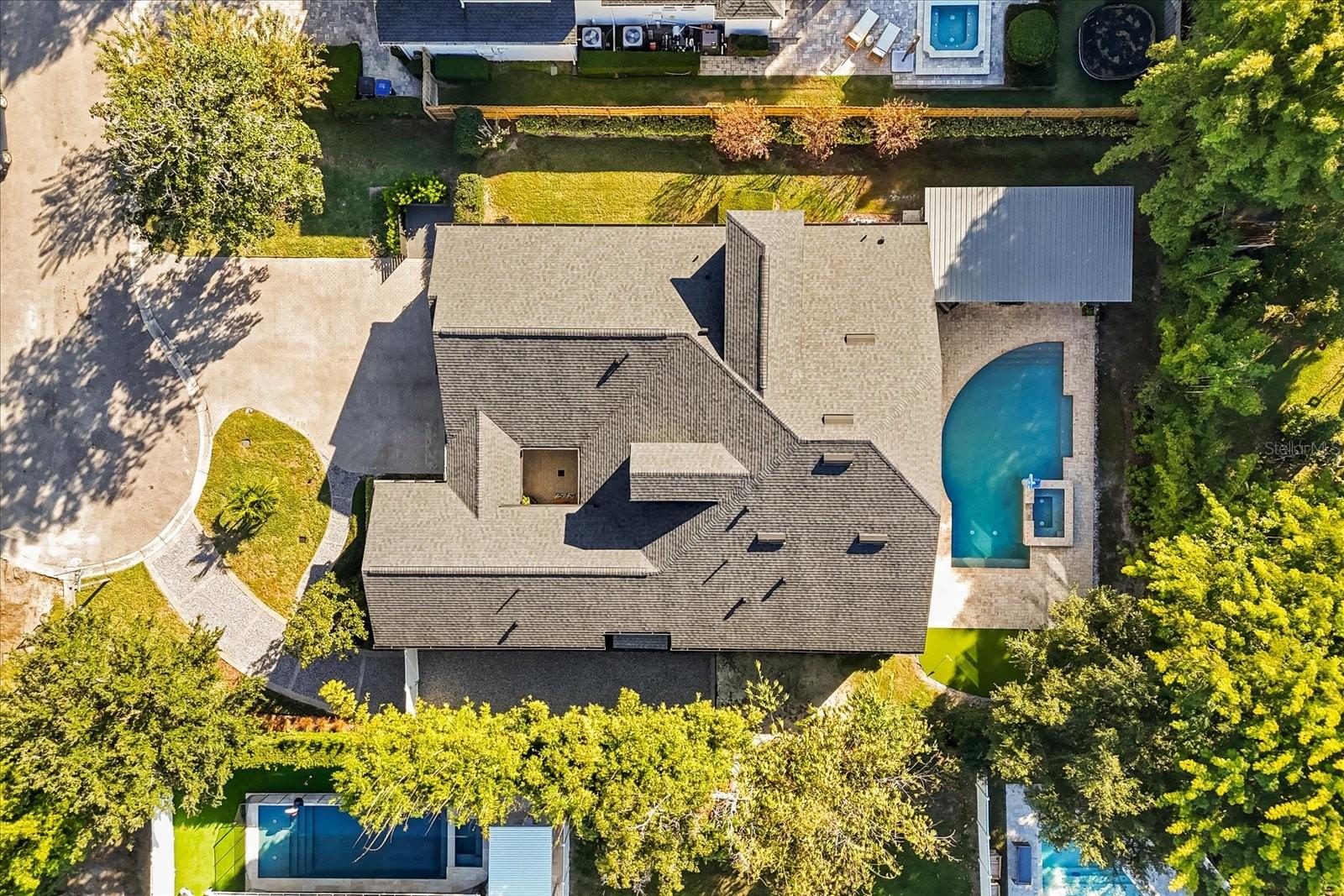 Image 45 of 53 For 2503 Versailles Avenue