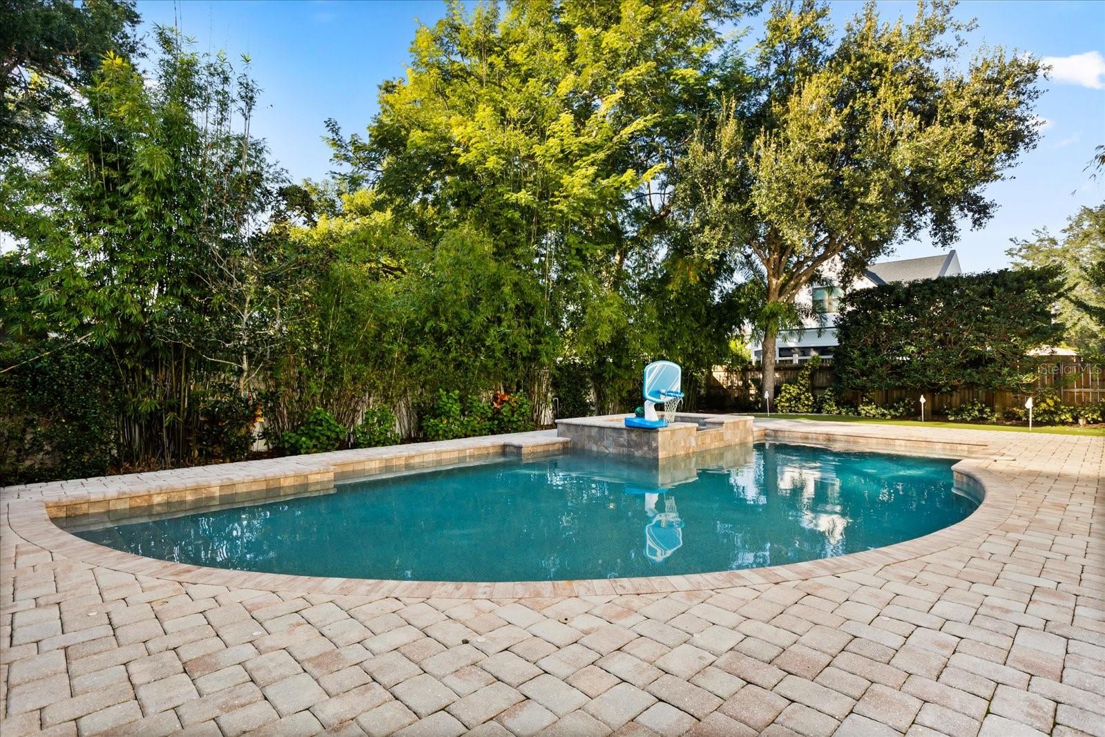 Image 48 of 53 For 2503 Versailles Avenue