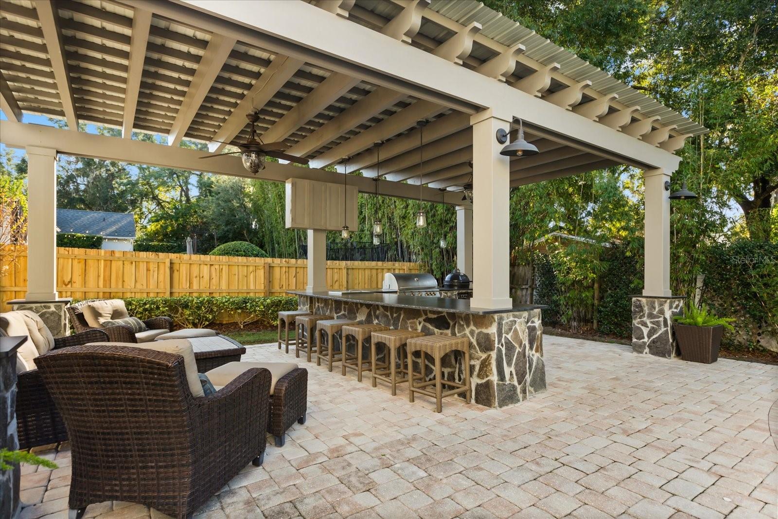 Image 49 of 53 For 2503 Versailles Avenue