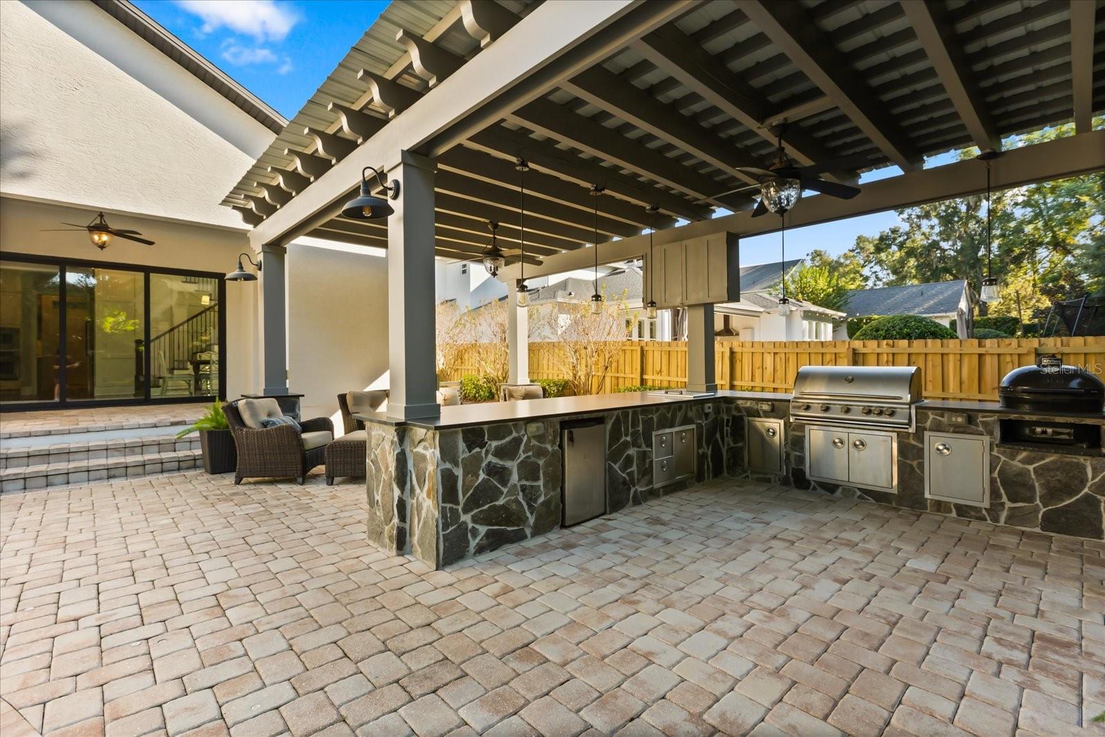 Image 50 of 53 For 2503 Versailles Avenue