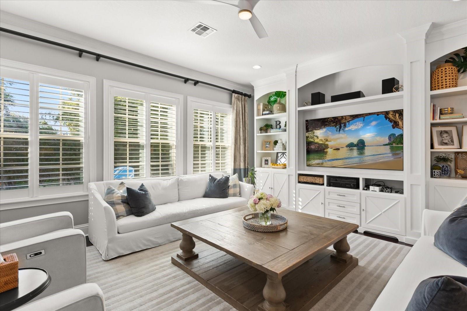 Image 6 of 53 For 2503 Versailles Avenue