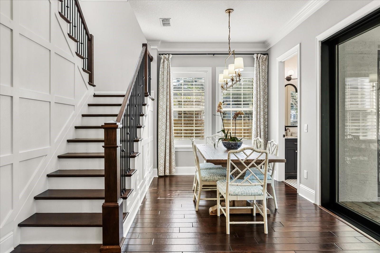 Image 9 of 53 For 2503 Versailles Avenue