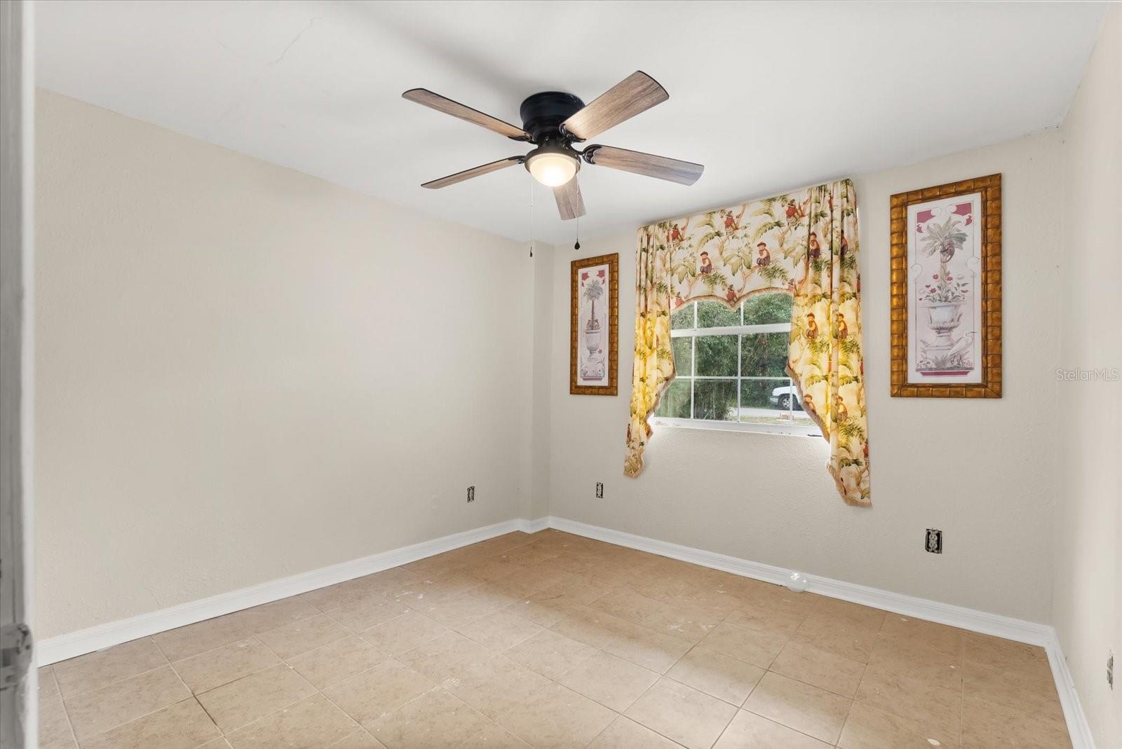 Image 17 of 27 For 242 Howard Boulevard