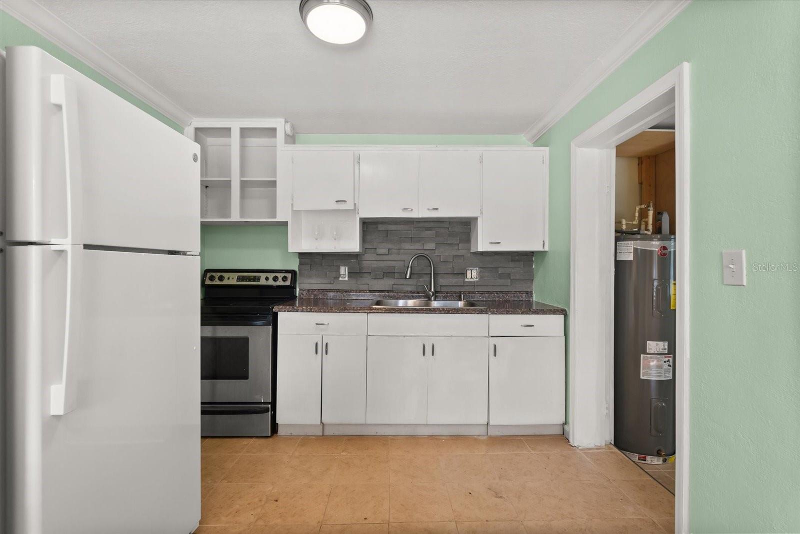 Image 8 of 27 For 242 Howard Boulevard