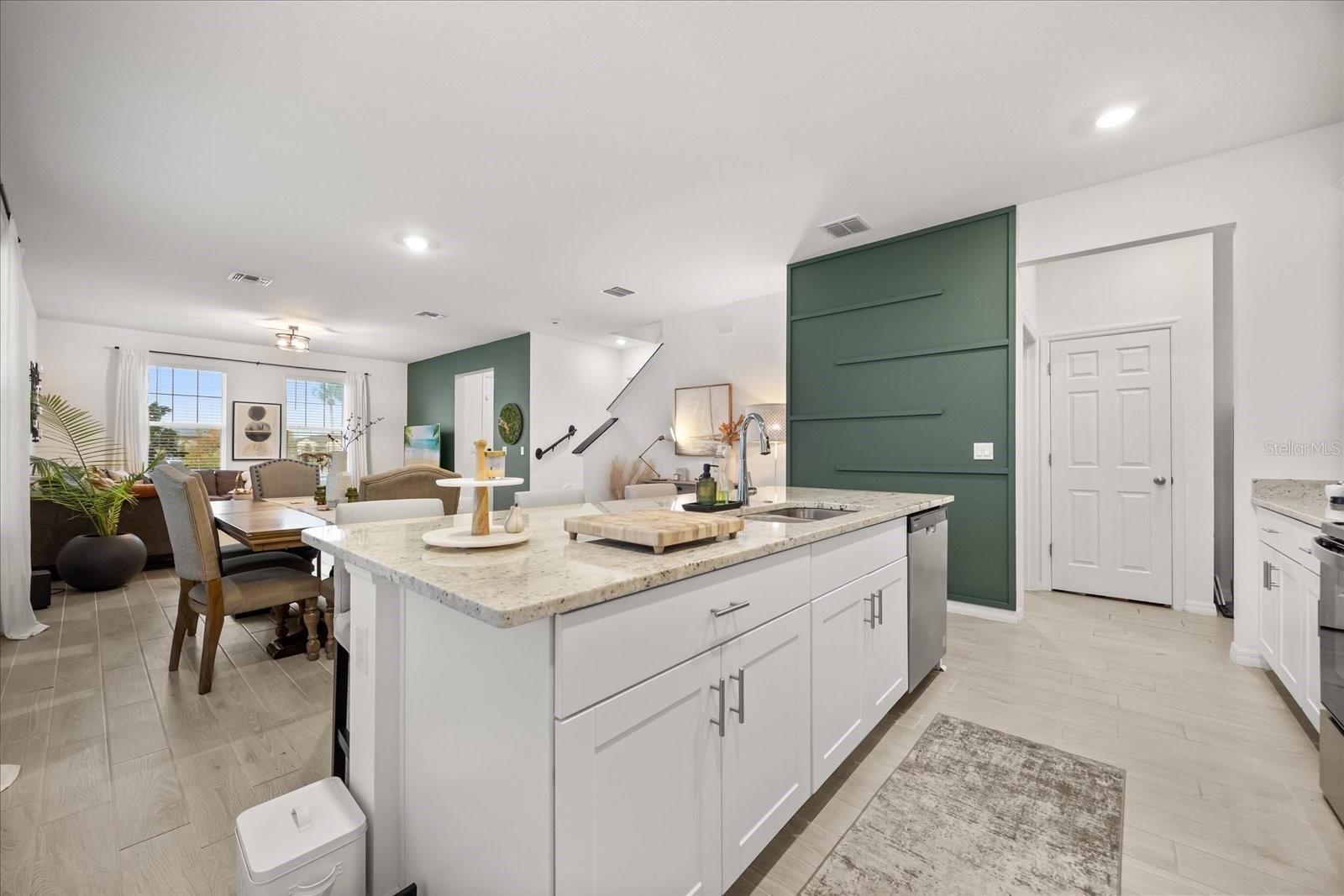 Image 6 of 27 For 4700 Homestead Trail