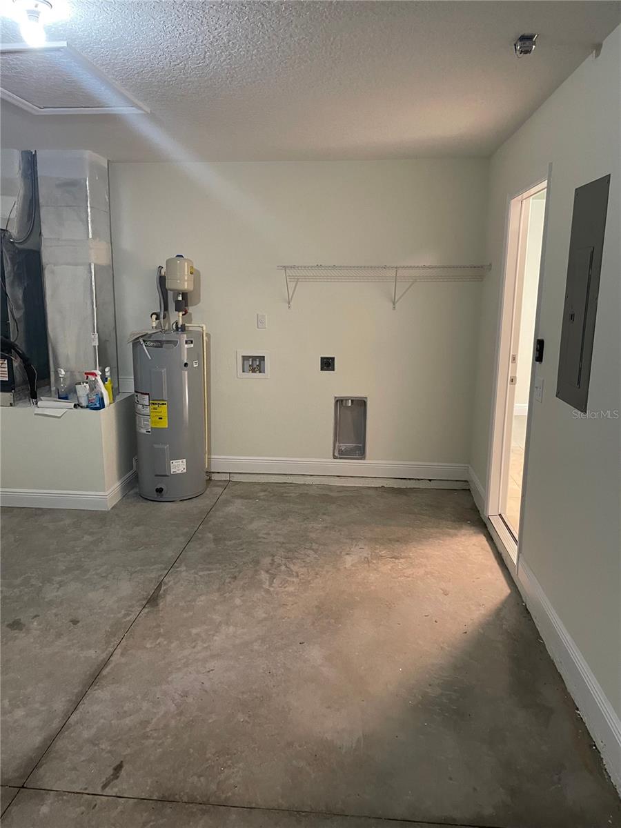 Image 10 of 10 For 110 Dewitt Court