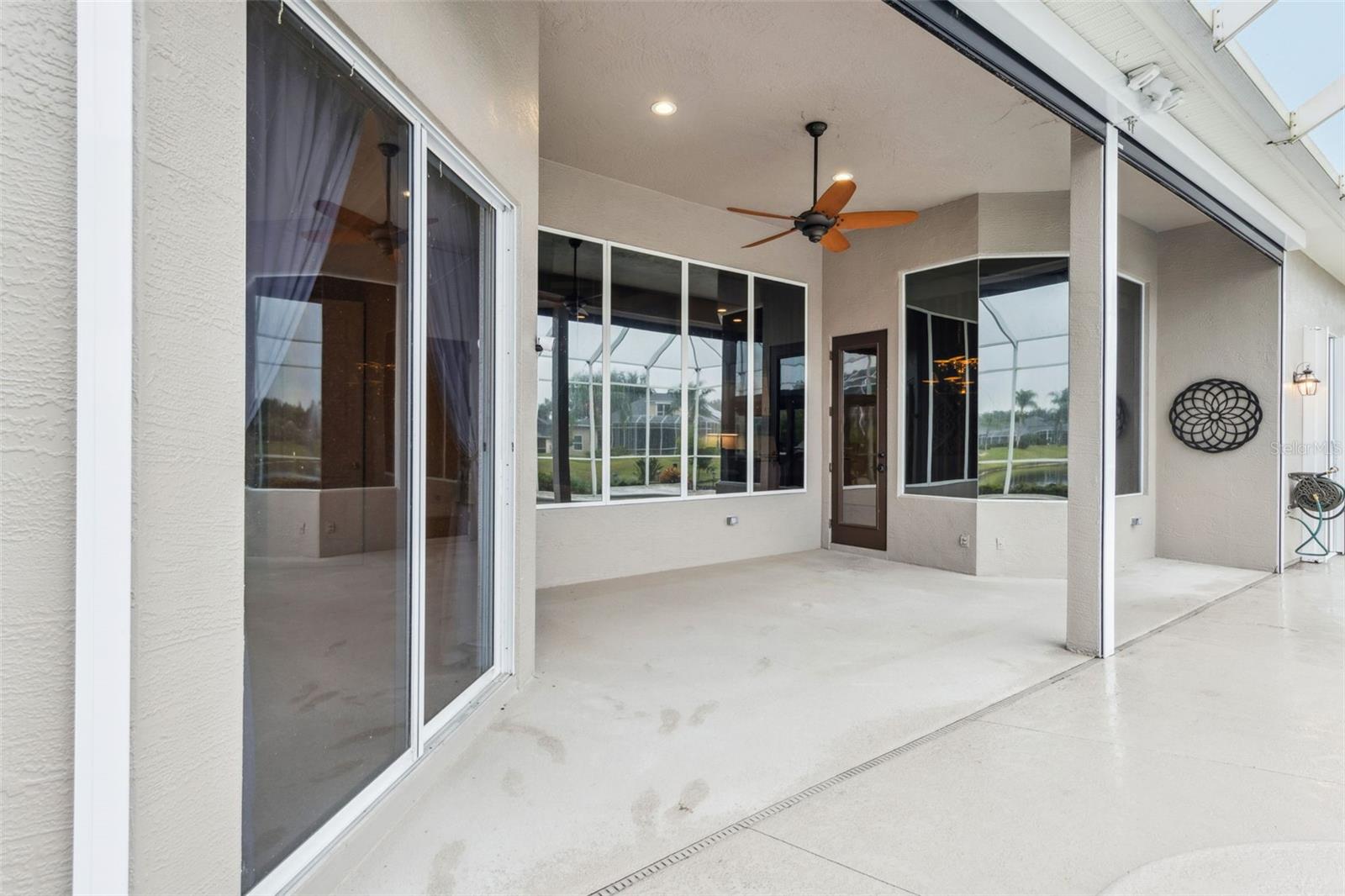 Image 29 of 43 For 6102 Sanctuary Garden Boulevard