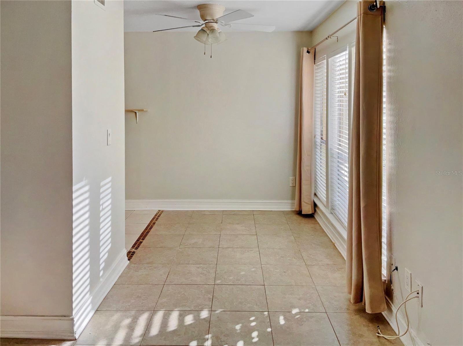 Image 10 of 21 For 3411 Clark Road 111