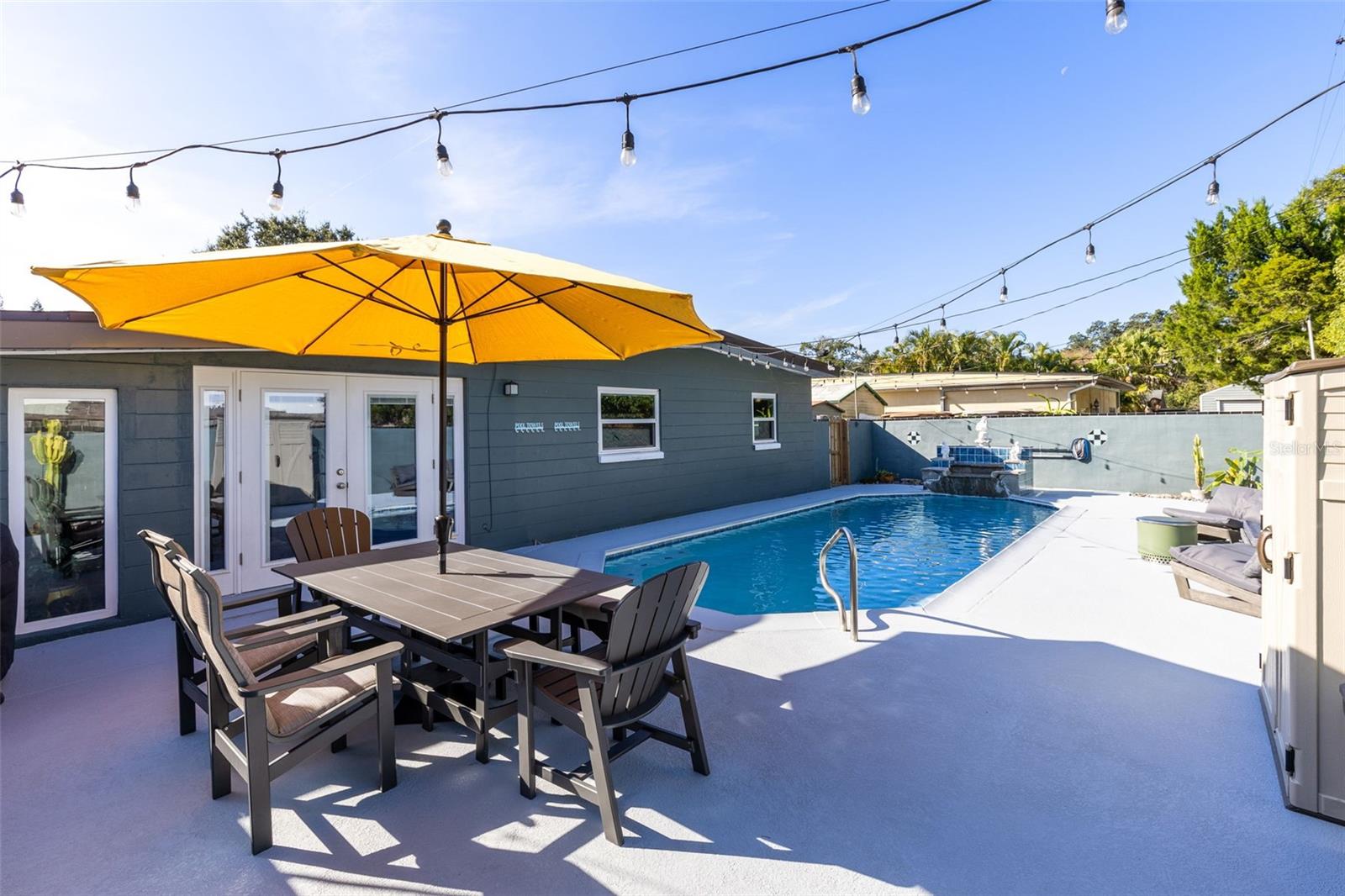 Image 7 of 21 For 2811 Eastern Parkway