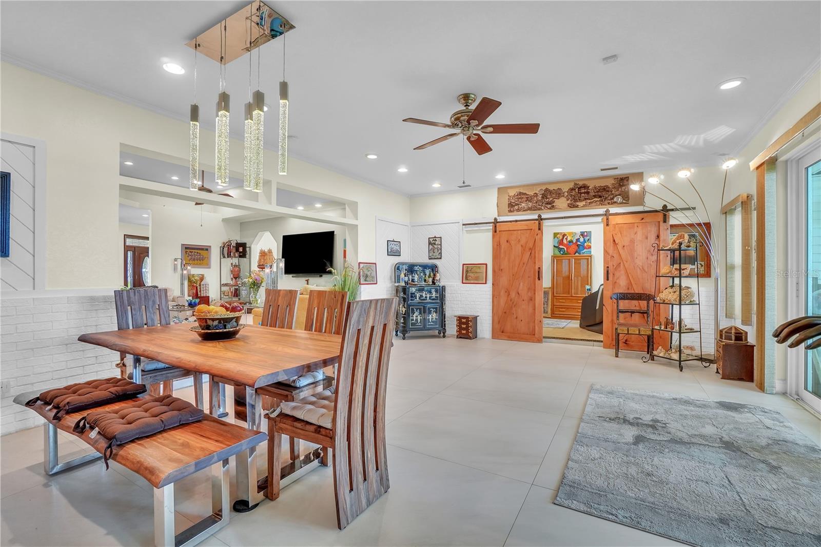 Image 15 of 65 For 9950 Lake Marion Road