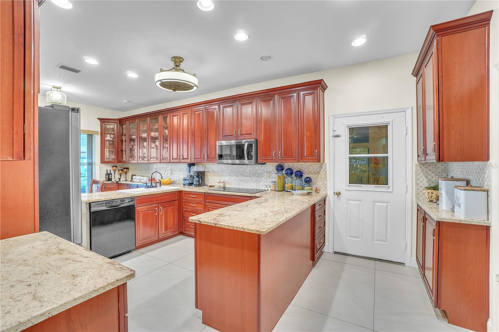 Image 17 of 65 For 9950 Lake Marion Road