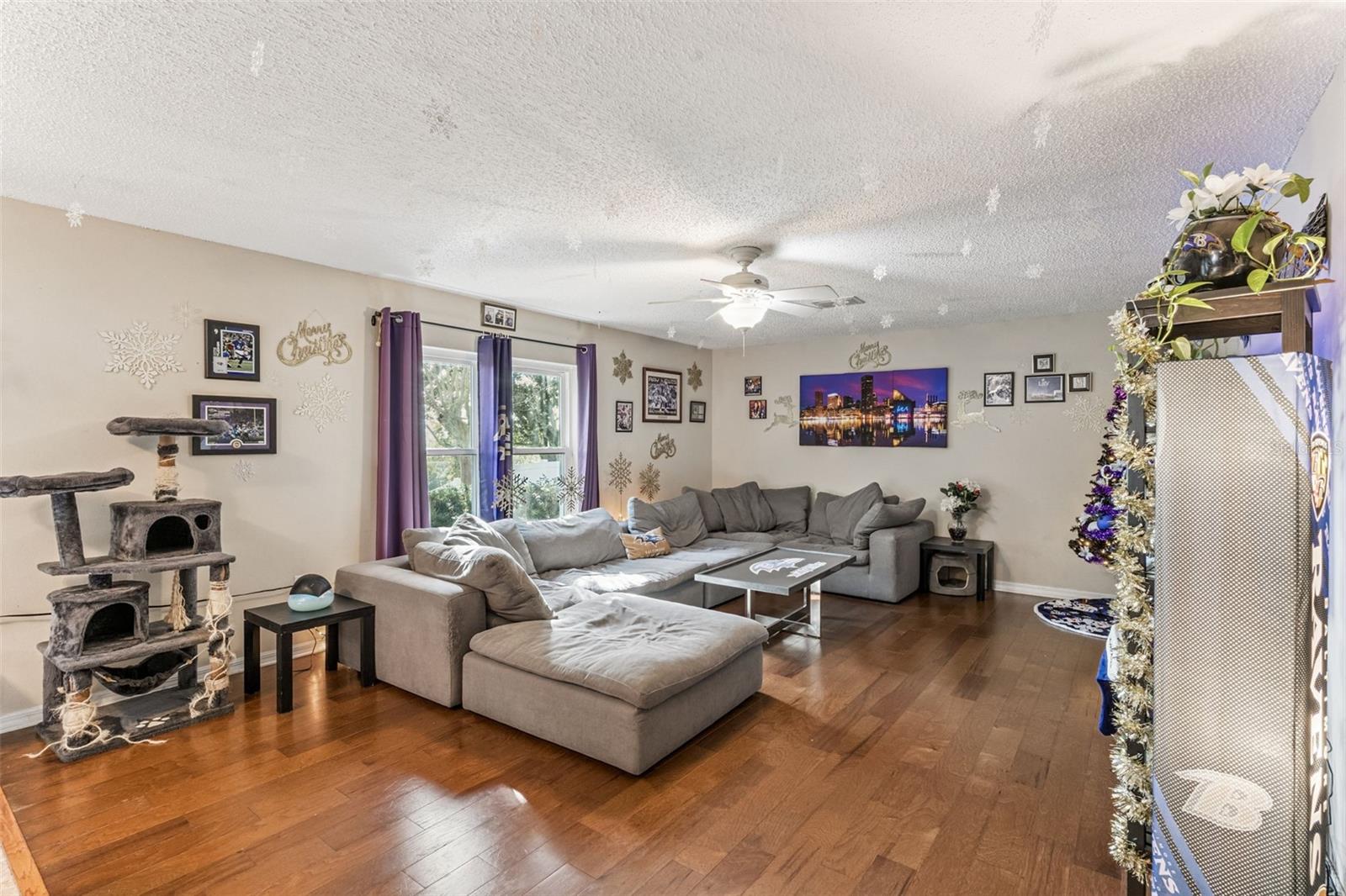 Image 10 of 38 For 1028 Fox Trail Avenue