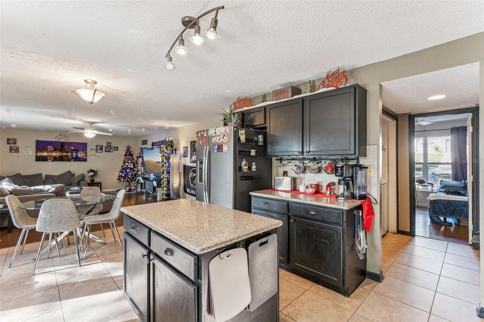 Image 14 of 38 For 1028 Fox Trail Avenue