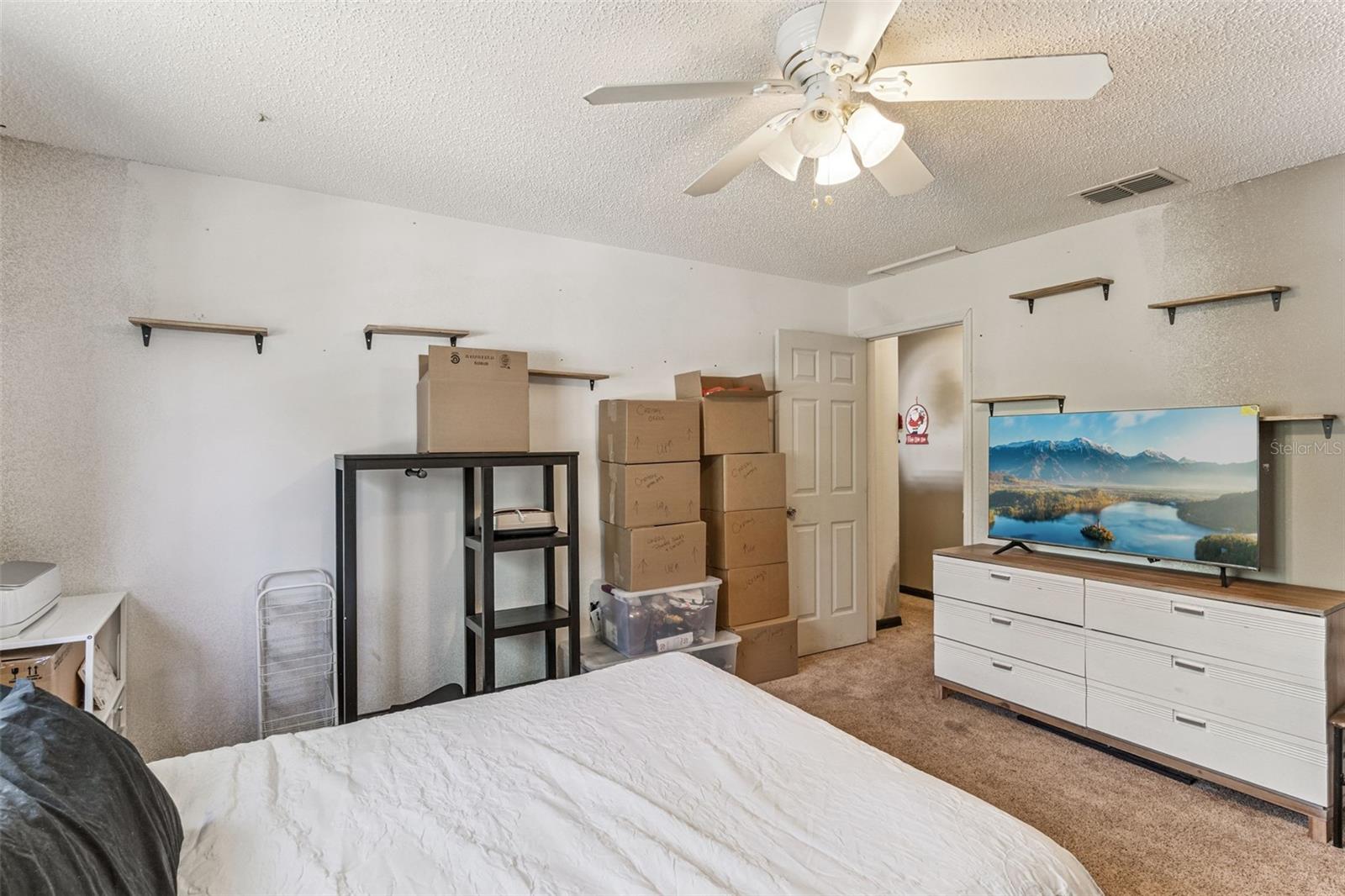 Image 23 of 38 For 1028 Fox Trail Avenue