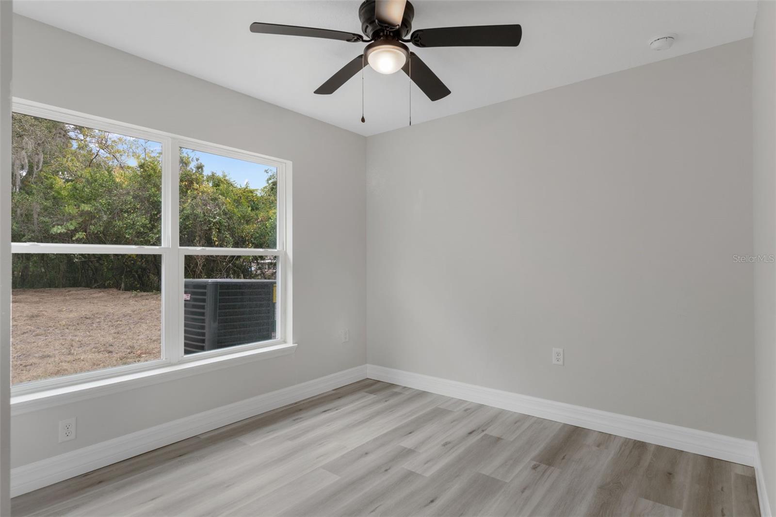 Image 16 of 31 For 4865 Princeton Lane