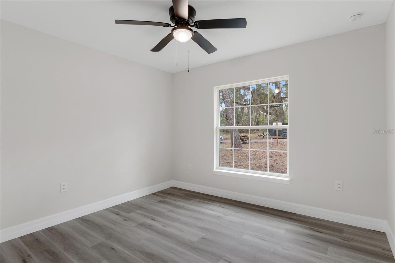 Image 21 of 31 For 4865 Princeton Lane