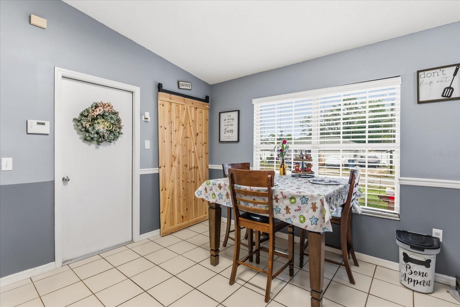 Image 14 of 34 For 480 Chestnut Avenue