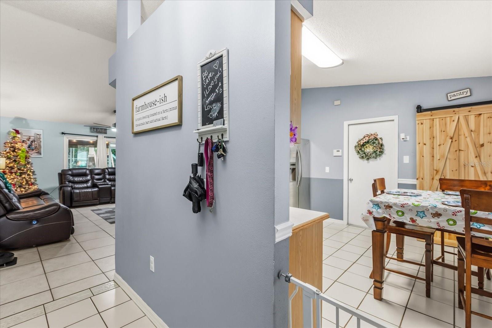 Image 17 of 34 For 480 Chestnut Avenue