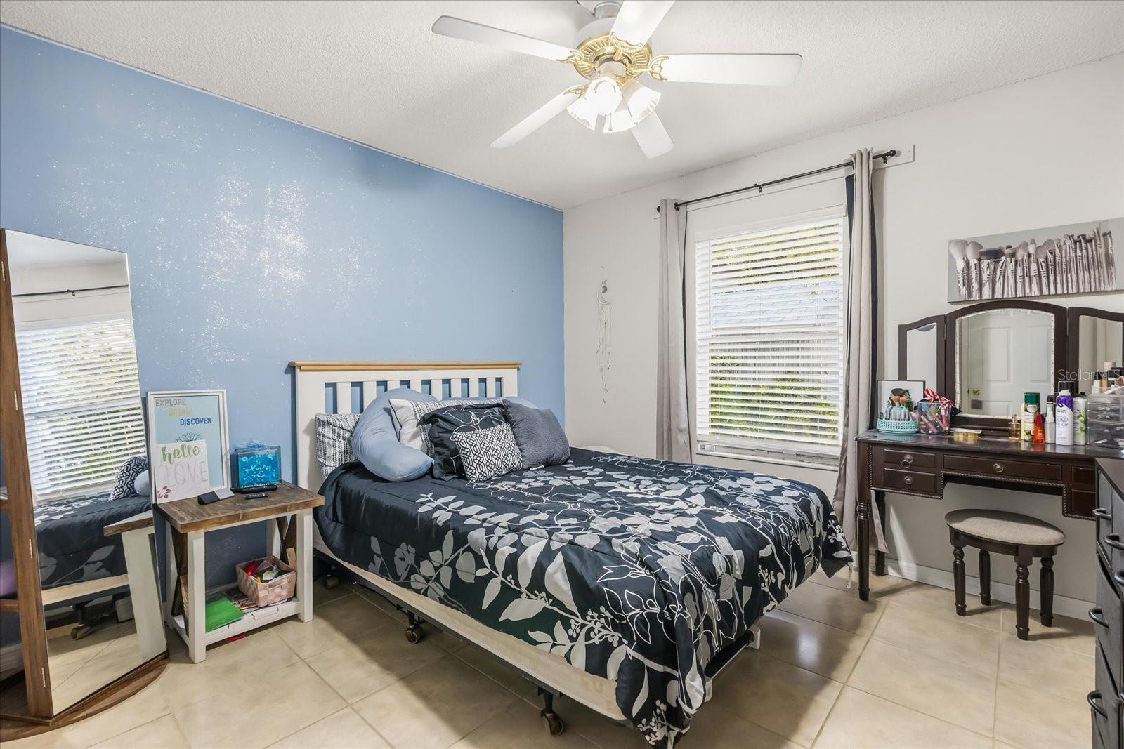 Image 28 of 34 For 480 Chestnut Avenue