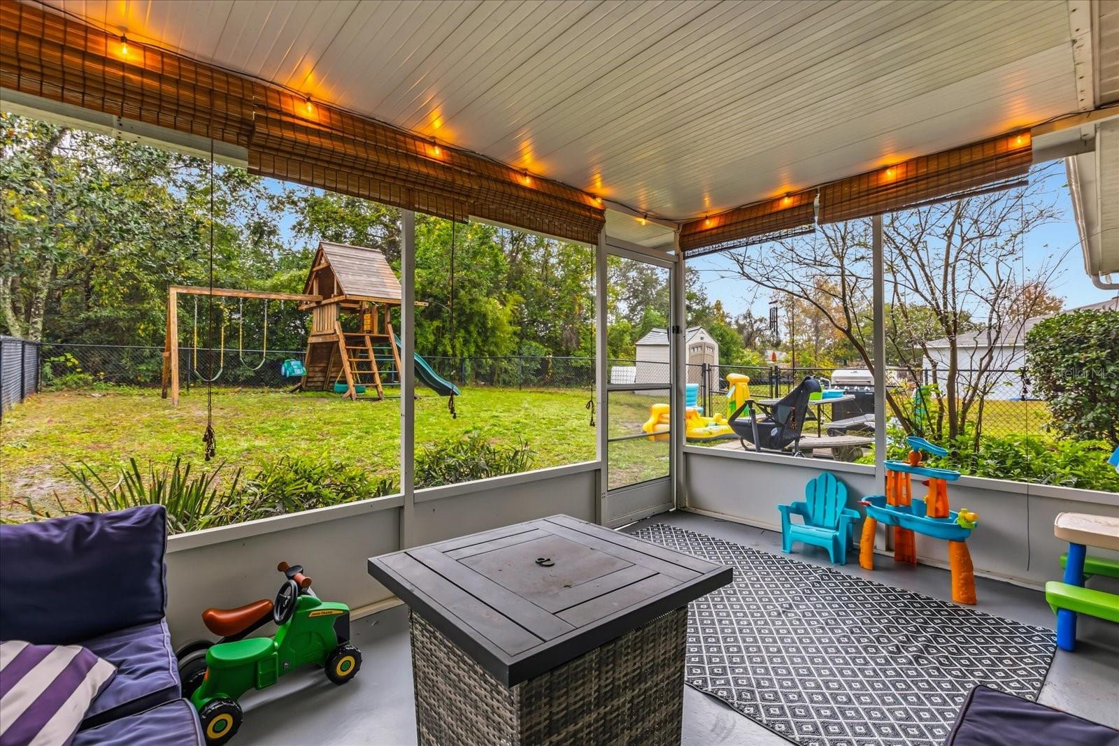 Image 30 of 34 For 480 Chestnut Avenue