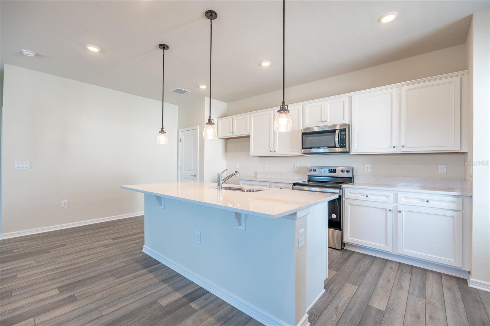 Image 11 of 31 For 6530 Winding Path Way