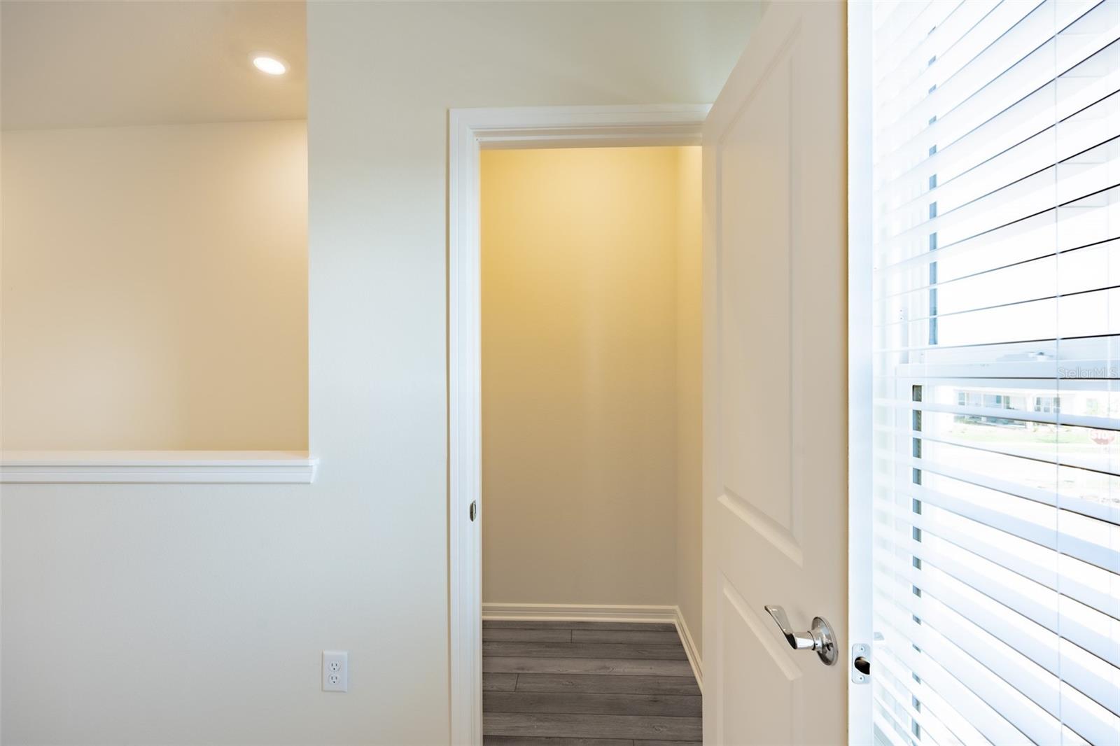 Image 24 of 31 For 6530 Winding Path Way