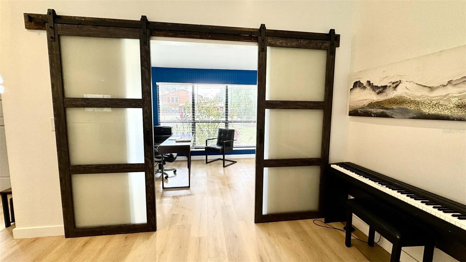 Image 9 of 16 For 415 6th Avenue