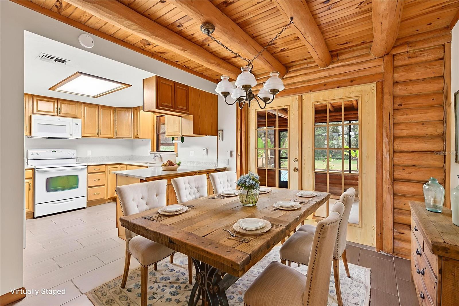 Image 12 of 59 For 825 Arden Street