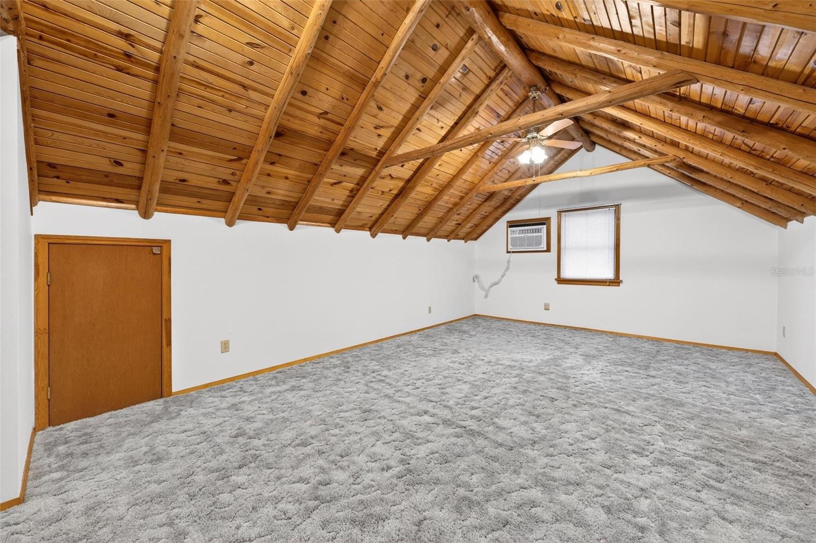 Image 28 of 59 For 825 Arden Street