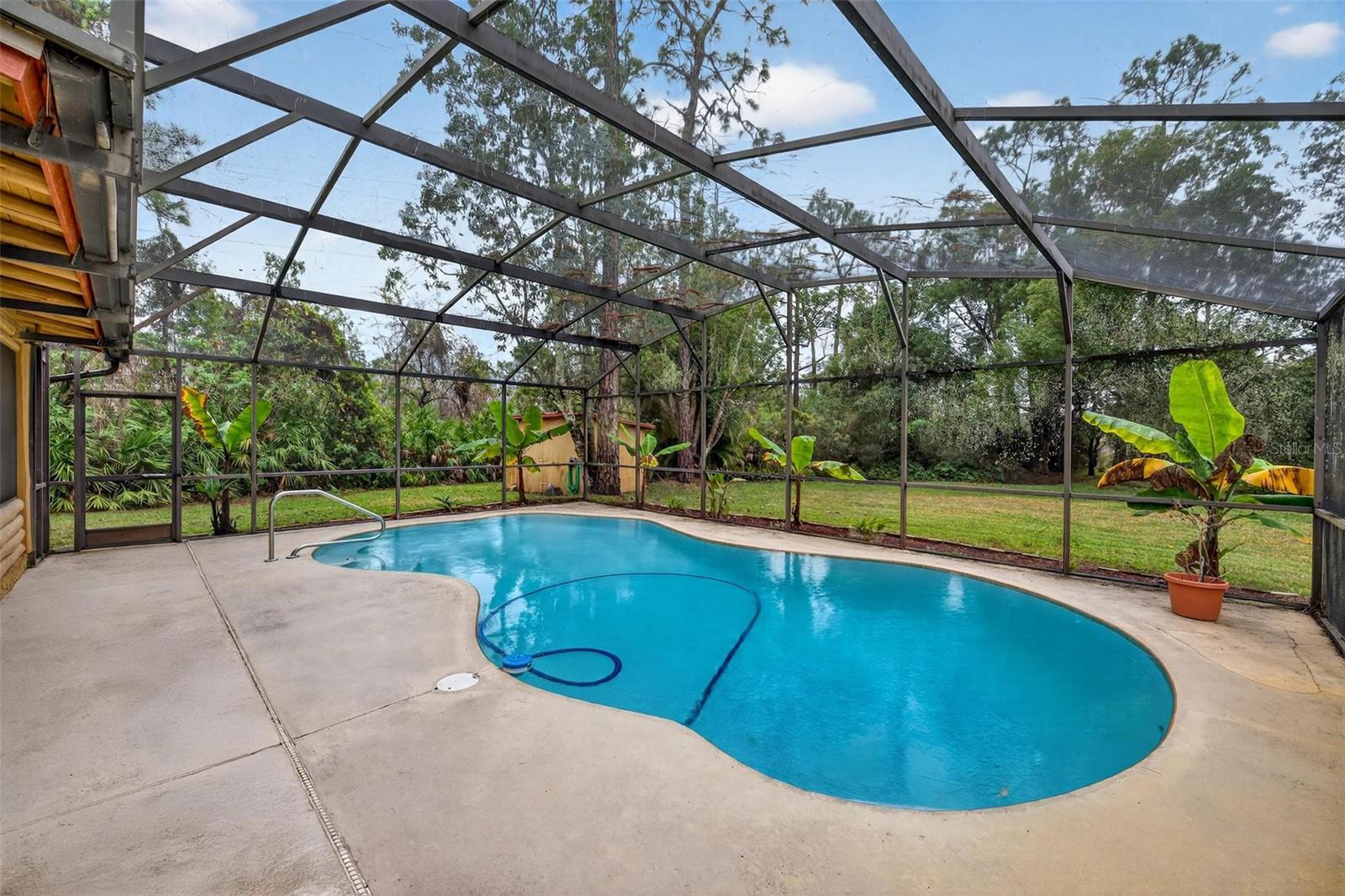 Image 44 of 59 For 825 Arden Street