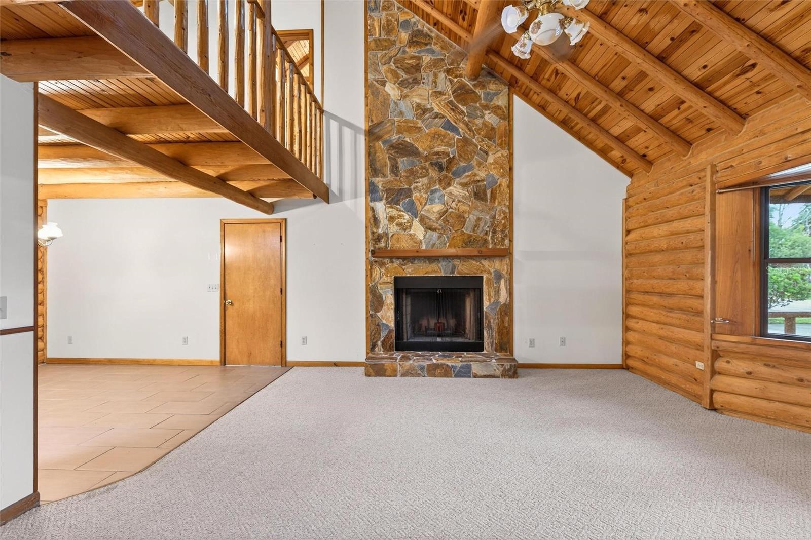 Image 7 of 59 For 825 Arden Street