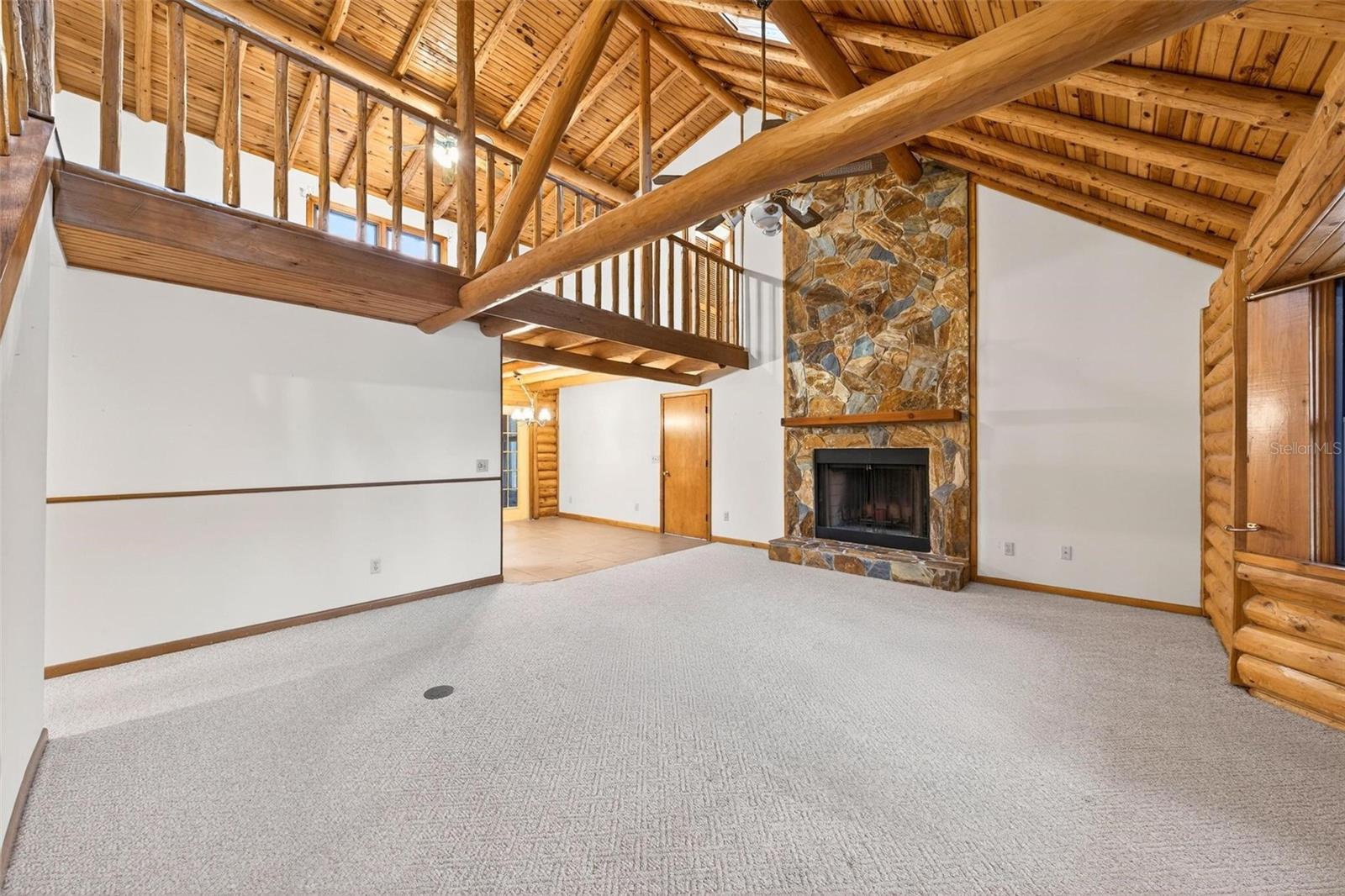 Image 8 of 59 For 825 Arden Street