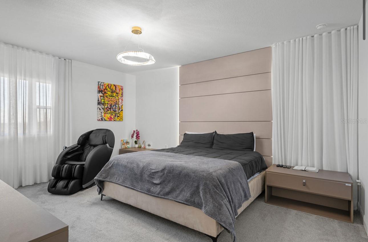 Image 24 of 40 For 15746 Vetta Drive