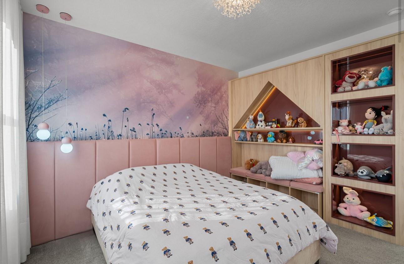 Image 30 of 40 For 15746 Vetta Drive