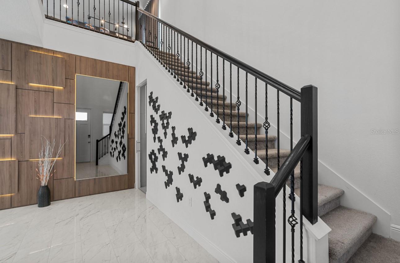 Image 4 of 40 For 15746 Vetta Drive